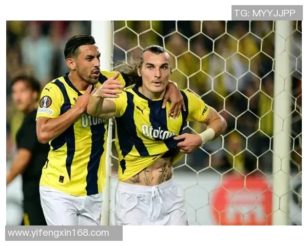 足球明星们的关注焦点是什么他们的生活与事业背后的故事揭秘 足球明星们的关注焦点是什么他们的生活与事业背后的故事揭秘